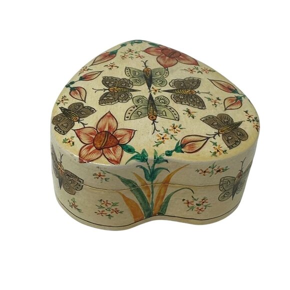 Vintage Handmade Fetco Kashmir Heart Shaped Lacquered Trinket Box Botanical - Picture 6 of 10